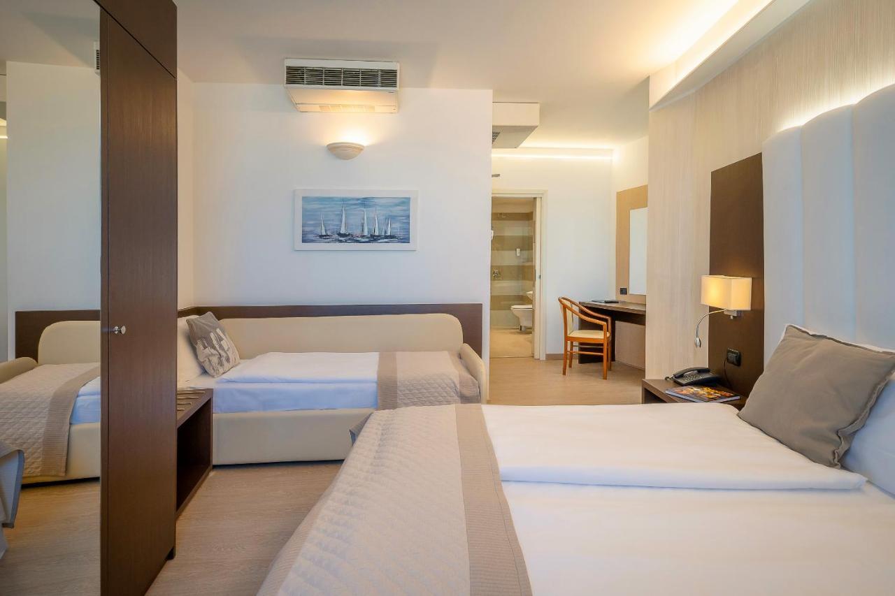 Hotel Adria Sul Mare Caorle Exterior photo