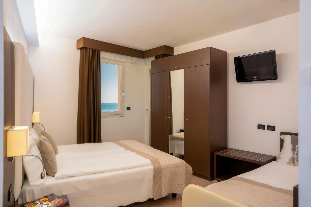 Hotel Adria Sul Mare Caorle Exterior photo