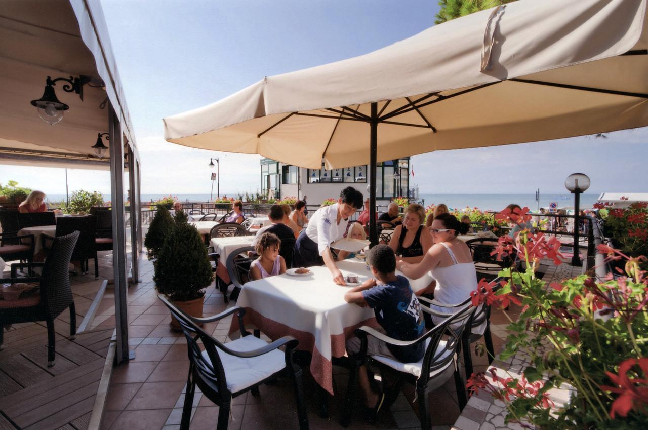 Hotel Adria Sul Mare Caorle Exterior photo